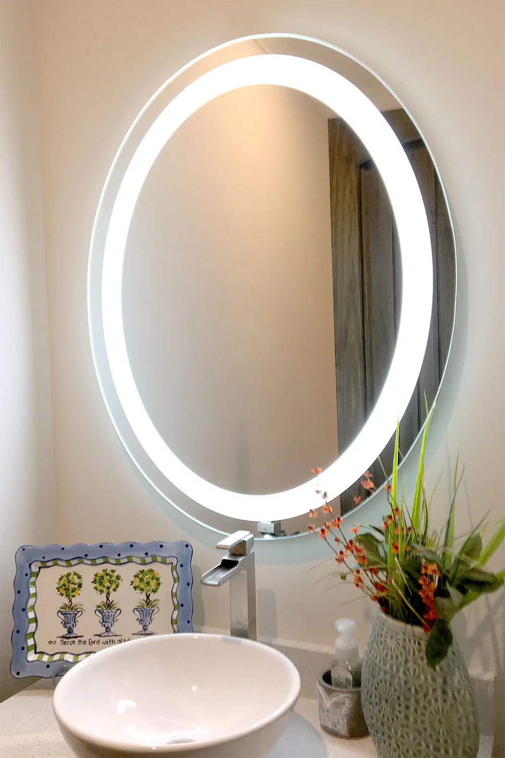 Front-Lit LED Bathroom Mirror 32" x 24" Oval