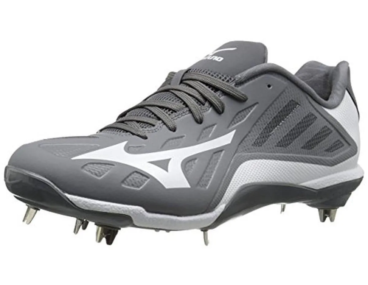 Mizuno 9-Spike Heist IQ Low Metal Cleats