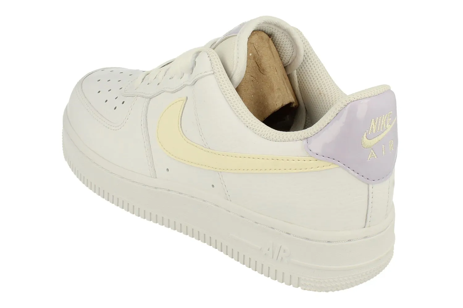 Nike Womens Air Force 1 07 Trainers FN3501 100