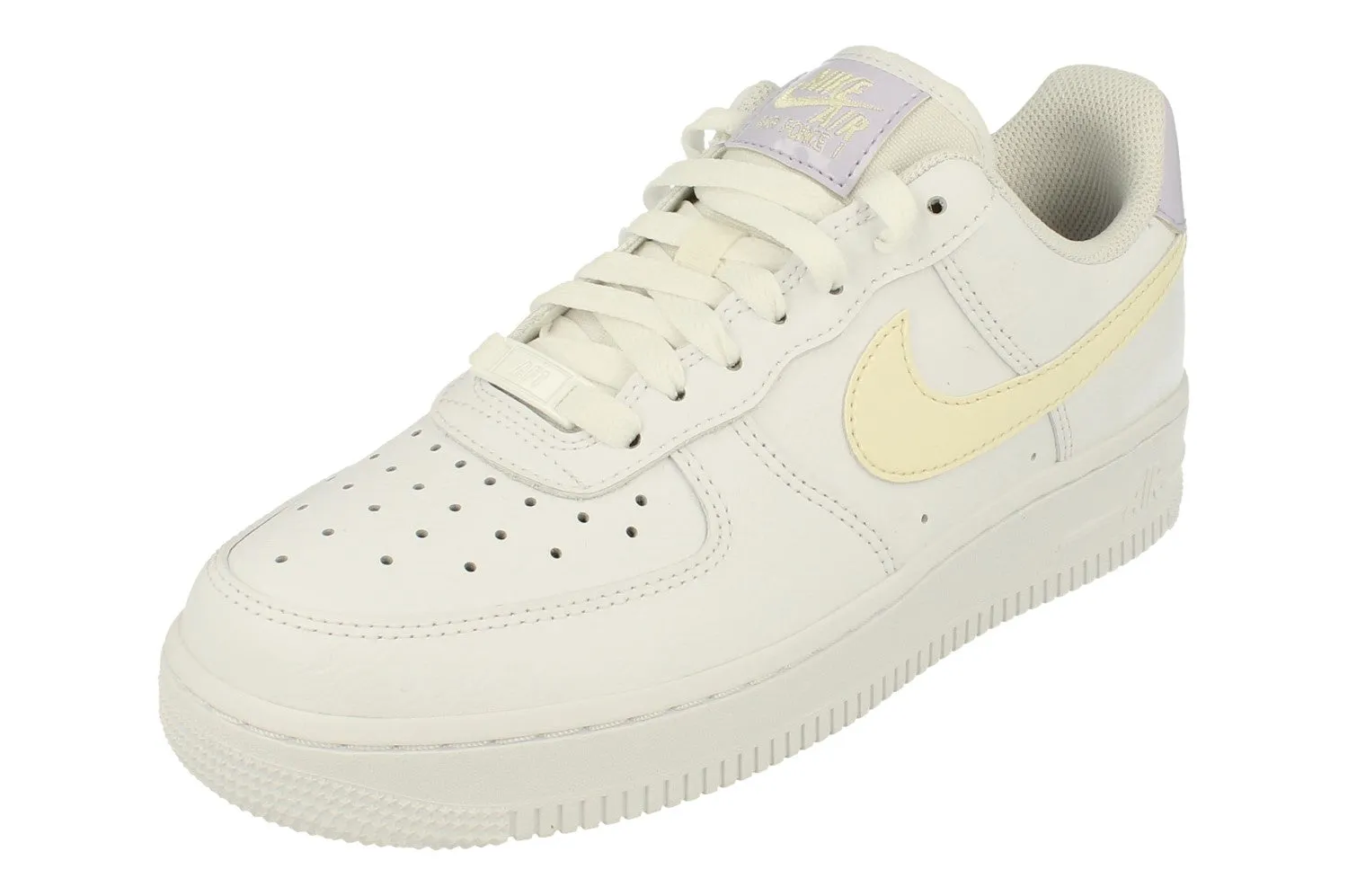 Nike Womens Air Force 1 07 Trainers FN3501 100