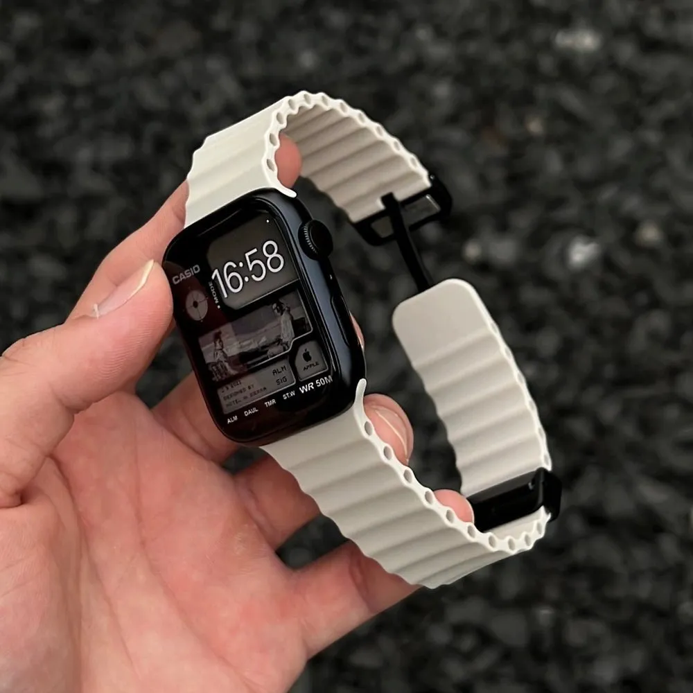 SiliconSync Magnetic Apple Watch Band