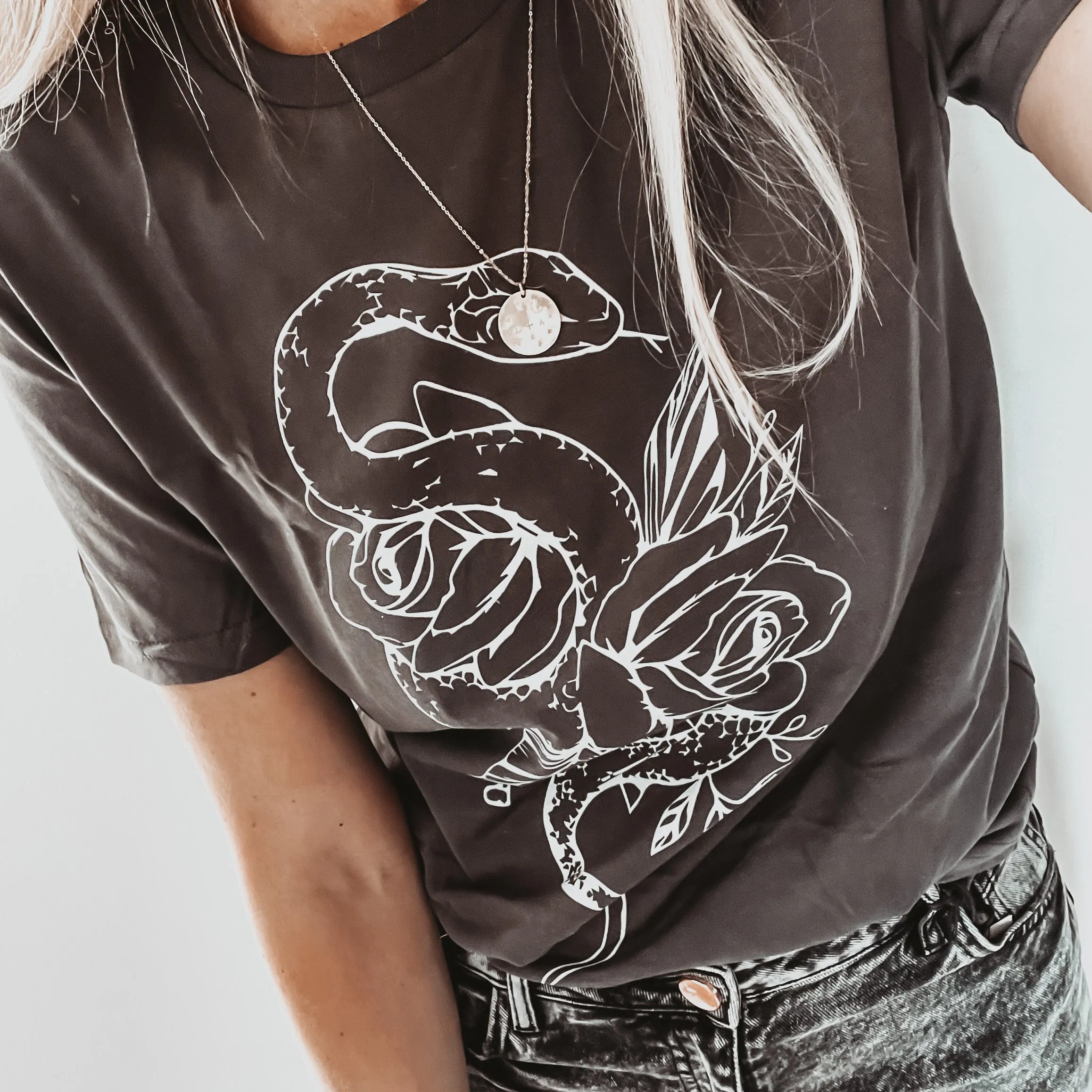 Snake & rose vintage black boyfriend tee